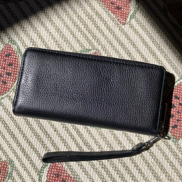 Michael Kors Black Pebbled Leather Large Zipper Wallet Wristlet Silver Hardware - Picture 7 of 17